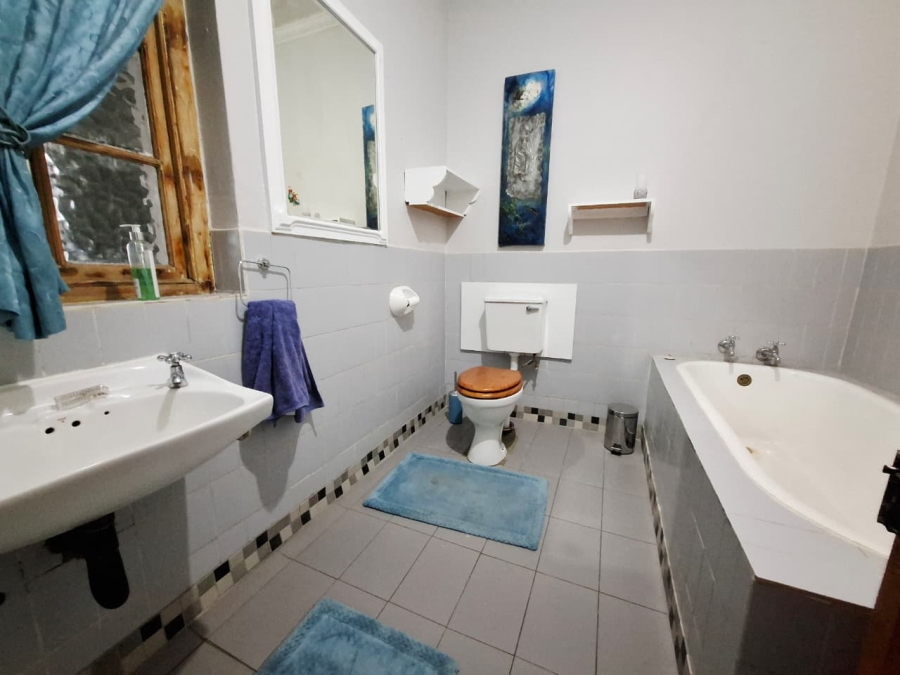 5 Bedroom Property for Sale in Arboretum Free State
